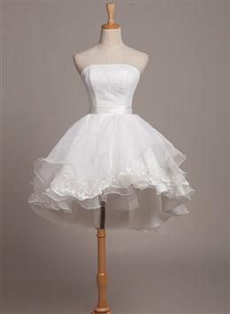 Picture of Lovely White Color Lace and Organza Short Graduation Dresses Prom Dresses, Short Teen Formal Dress